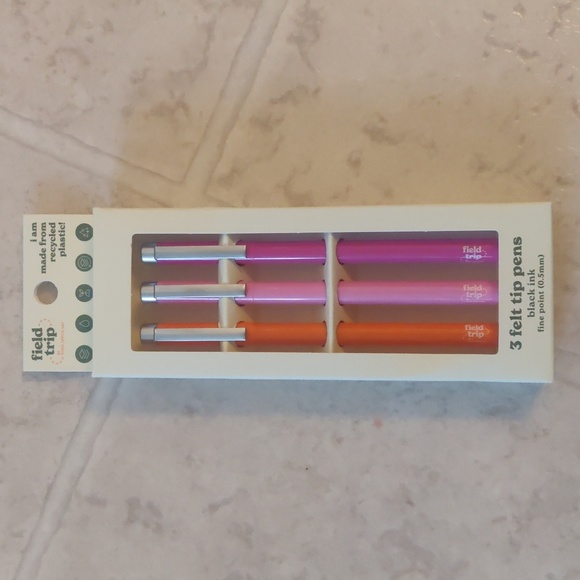 New! 1 ruled journal and 1 pack of felt tip black ink fine point (0.5mm) pens - Picture 8 of 11